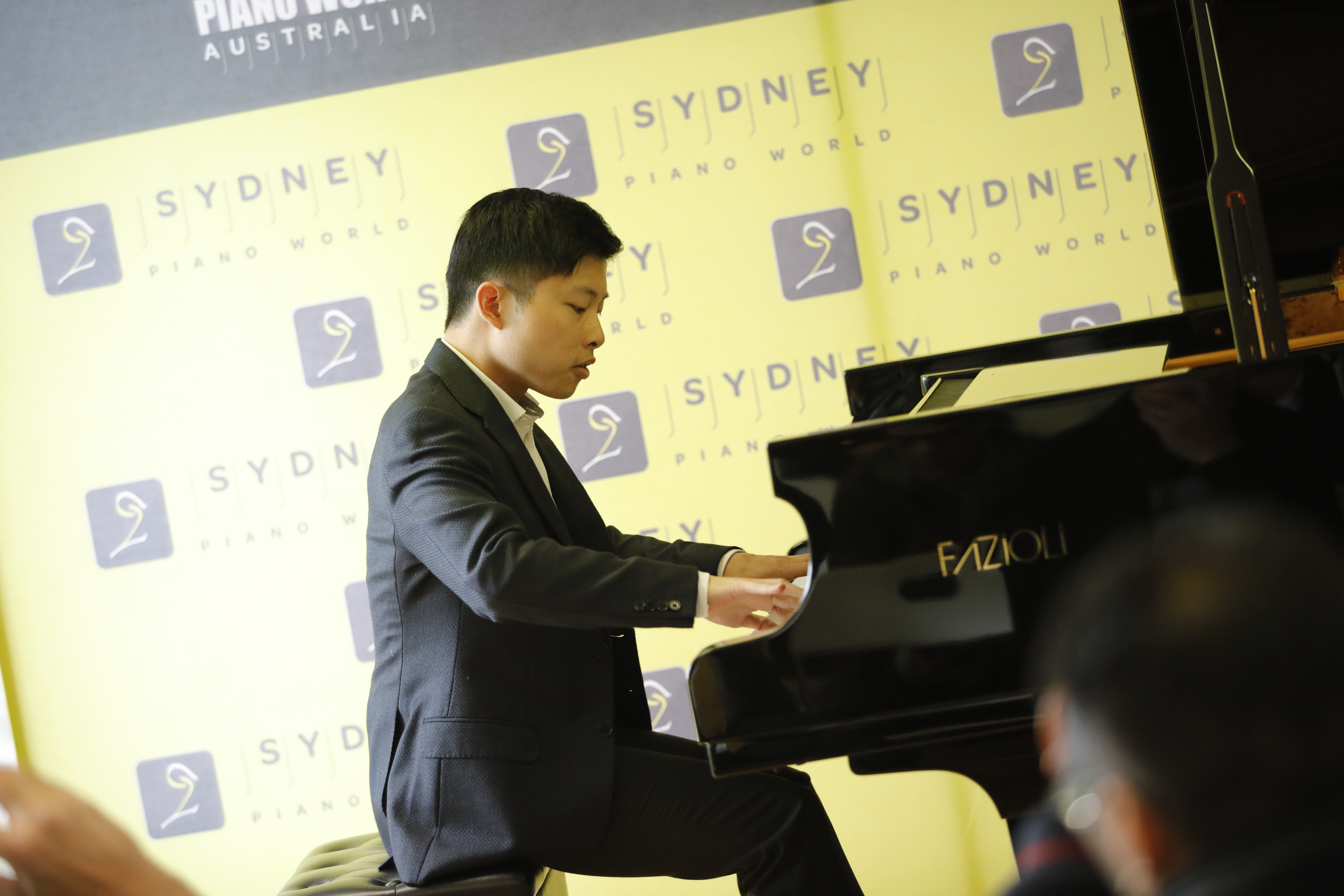 1 4 加拿大华裔钢琴家Avan Yu空降悉尼,挑战镇店之宝FAZIOLI