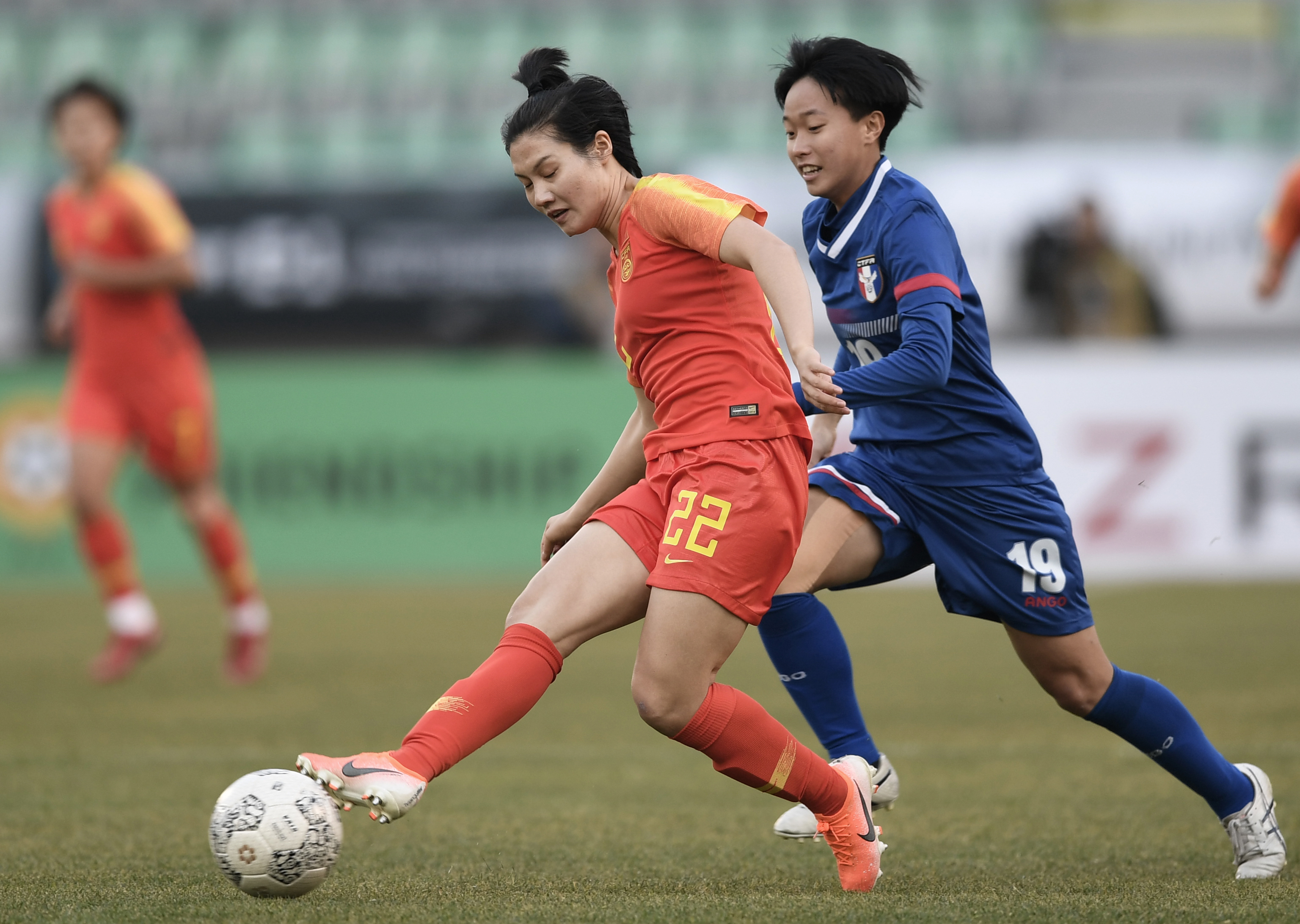 Luo Guiping 中國女足迎戰澳洲女足爭奪小組冠軍