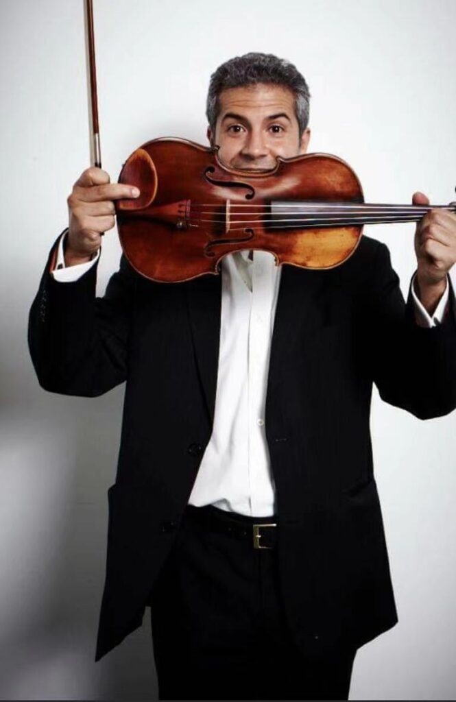 3 665x1024 专访:悉尼著名小提琴家Tinel Dragoi,他的音乐会变魔术